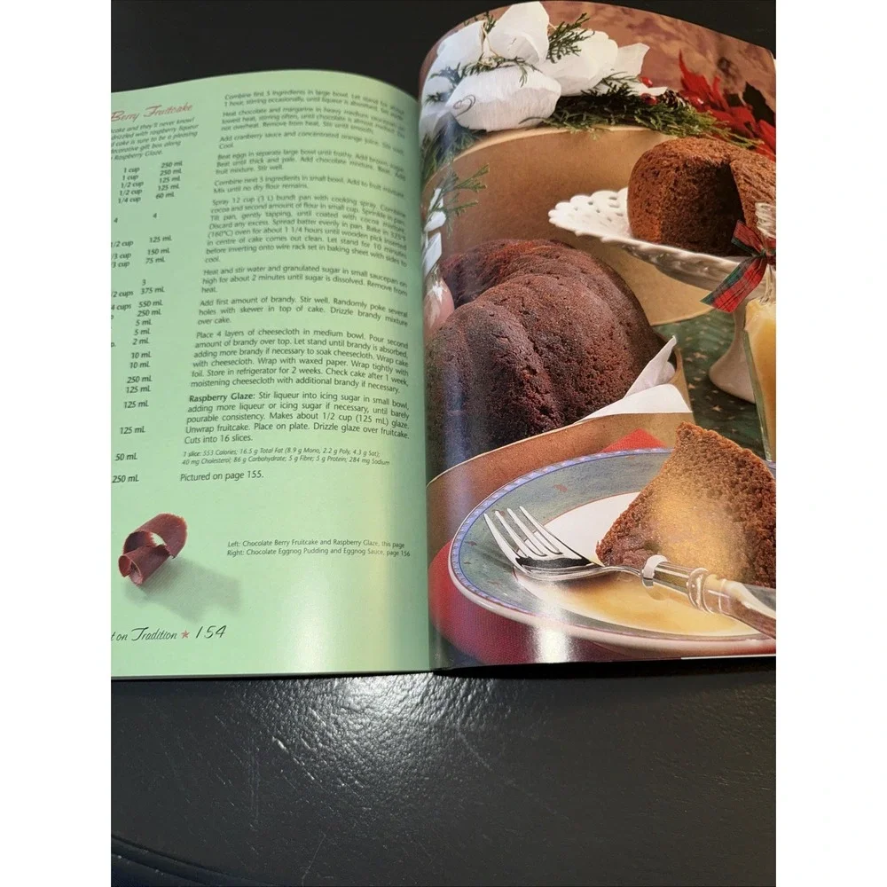 Christmas Gifts from the Kitchen by Jean Paré (2006) Third Printing,‎ First Ed.